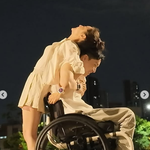 <b>박위</b>, 결혼 1주년 자축 "지은이는 사랑입니다"