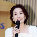 [댓글부탁해] 박경림 ‘화사한 순백의 미소’ [<b>MK</b>포토]