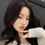 장원영은 완연한 가을…스웨터 카디건 입고 여신 미모 [N샷]