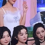 아이린 슬기 카리나 <b>쓰리샷</b>