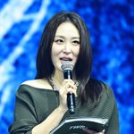 신아영, 투어스 미니4집과 함께[포토엔<b>HD</b>]