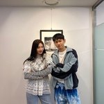 '열애 인정' 크러쉬·조이, "팬들에게 <b>미안</b>…응원해주길"