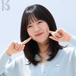  활동 중단 사유는 갑상선 질환? 소속사 "개인 <b>의료</b> 정보"