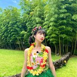 '크러쉬' 조이, 제주도→하와이로 바꾸는 꽃<b>미모</b> [리포트:컷]