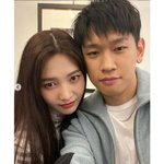 '열애 인정' 크러쉬 "조이 <b>덕분</b>에 많이 웃고 마음 건강해져"...