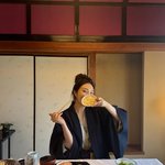 '크러쉬' 조이, <b>민낯</b>+온천욕에도 폭발하는 과즙미