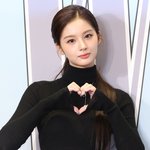 W코리아 설윤 <b>기사사진</b>