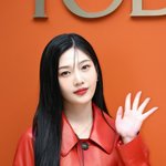 "잘 쉬고, 회복하고 있어요"…조이, 팬들에게 전한 안부