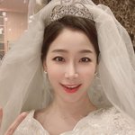 '서프라이즈' 여신 김하영, 신혼여행 간 사이 직장 잃었다…"갑작스러운...