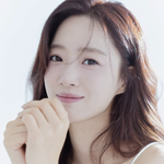 함은정, 11월 결혼한다...남편은 ‘<b>전독시</b>’ 감독 김병우