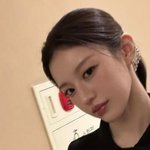 고윤정, '불명예 회원'이라더니 한<b>밤중</b> 포착된 모습 [RE:스타]