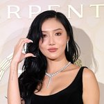 화사, 미담 쏟아졌다 "<b>회식비</b> 안 아껴, 10년 스타일리스트에...