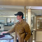 [댓글부탁해] 남궁민, '11세 연하' 전아름 선물 사러 갔나?…백화점...