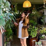 둘째 출산 임박, 이젠 감출 수 없는 D라인‥<b>팔다리</b>는 여전히 늘씬