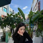 분홍빛 언저리 머물렀죠”…채서안, 늦가을 오후→맑은 공기 속 <b>단상</b>