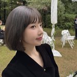 [댓글부탁해] 크러쉬 레드<b>벨벳</b> 조이, 여동생 결혼식 공개하며 축하