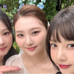 [댓글부탁해] 크러쉬 레드벨벳 조이, 여동생 결혼식서 '청순 단발'...