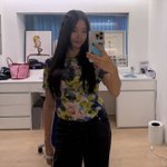 김사랑, '결점 0%' 초근접 <b>셀카</b>…동안 미모' 비결은 '이것 한...