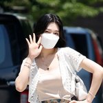 가족…외롭지 않아" 크러쉬 조이가 밝힌 #<b>퀸덤</b> #수입 #외모 관리(종합)