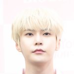 [현장포토] "여심이 사르르"…도영, <b>만찢남</b> 비주얼