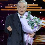 [댓글부탁해] '<b>90</b>세' 이순재, 건강이상설 결국 사실이었나 "상태...