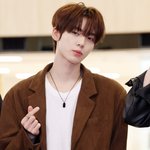 제로베이스<b>원</b> 한유진 '<b>하트</b> 뿅!'[포토]