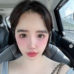 박봄, <b>2NE1</b> 美 공연 불참 속 드라이브 여유..'충혈된 눈'...