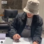 조이 크러쉬, 싸이 손 잡는다…제시·현아 소속 피네<b>이션</b>과 전속계약