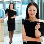 목걸이가 2억?' 김희선, 바로 '그 브랜드' 액세서리 했다 [<b>MD</b>픽]