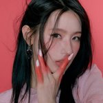 아이들 미연, <b>민니</b> 우기 이어 3번째 솔로 주자…광기 품었다