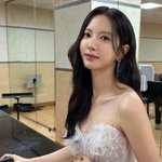 김지연, 16년 지기 '<b>육성재</b>'와 만남→우수상 수상… 트로피 들고...
