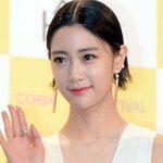 '파경' 클라라, 의미심장 메시지…"올해 긍정만 가득하길" [RE:스타]