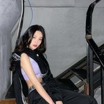 크러쉬' 조이, 브라톱 입고 뽐낸 11자 복근…더 예뻐졌네 [<b>MD</b>패션]