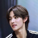 <b>성현</b> 누구 닮았나했더니