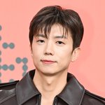 [포토] <b>우영</b> '심쿵 연하남 눈빛'