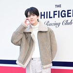 [사진]더보이즈 <b>영훈</b>, '볼하트로 녹이네'