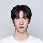 하<b>민기</b>, '재벌 3세 데뷔' 화제성만 챙겼나…"손자 아닌 조카"...