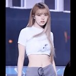 엔믹스 <b>릴리</b> 몸매 왜케이쁘냐???