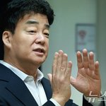 백종원, 국정감사 불출석 통보…"<b>K</b>-<b>푸드</b> 세계화 위한 해외 출장"