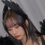 걸스데이 혜리, <b>날개</b> 달고 나타났다..데뷔 15주년 자축 "멋져"