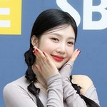 [팝업]크러쉬 레드벨벳 조이, <b>SBS</b> 경비원에 갑질 피해..반말...