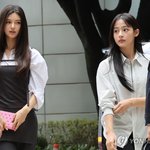 [특징주] '뉴진스, 어도어 전속계약 유효' 판결에 하이브 신고가