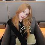 [드루와] 크러쉬 레드<b>벨벳</b> 조이, 추영우와 호흡 4년만에…"'유일무이...