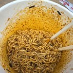 퇴근 후 불닭 <b>수혈</b>