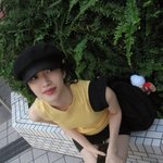 문가영, 역시 국보급 각선미…<b>키치</b>한 패션 스타일은 덤 [N샷]