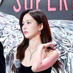 [댓글부탁해] [사진]2025 슈퍼모델 <b>선발</b>대회 진행 나선 김가현...