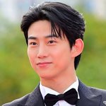 내년 봄 비공개 결혼 "오랜 기간 만난 <b>분과</b>" (공식)[전문]