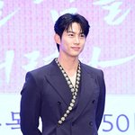 함께" 옥택연, 내년 봄 결혼 발표…<b>2PM</b> 두 번째 유부남 [종합]