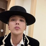 [모두드루와] 지드래곤, '갓' 쓰고 현실판 사자보이즈 강림..압도적...