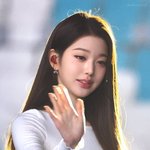 장원영 리즈갱신한듯..